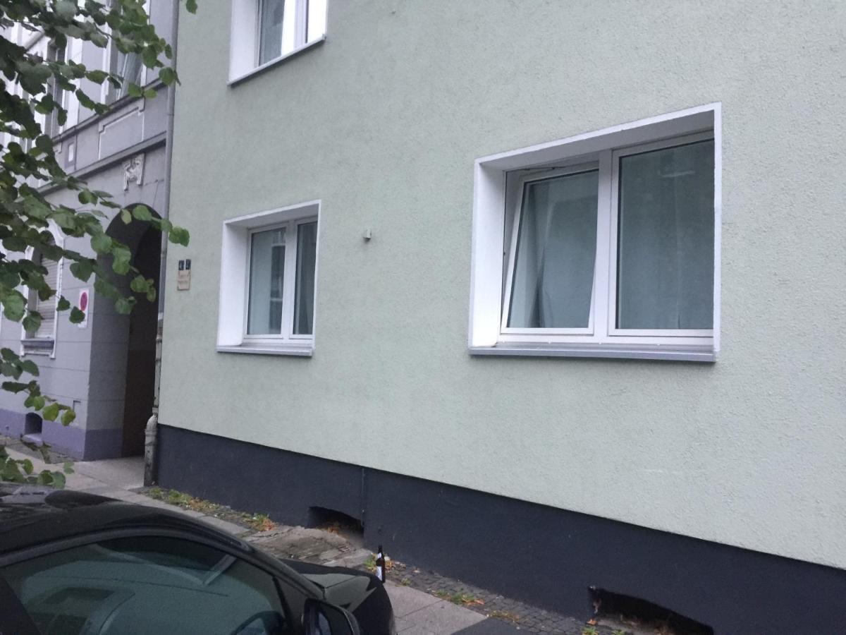 Modern Living In A Perfect Location Apartment Essen Bagian luar foto
